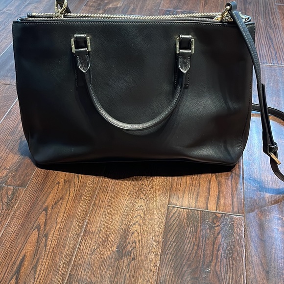 Tori Burch Black leather double zip Tote - Picture 2 of 4